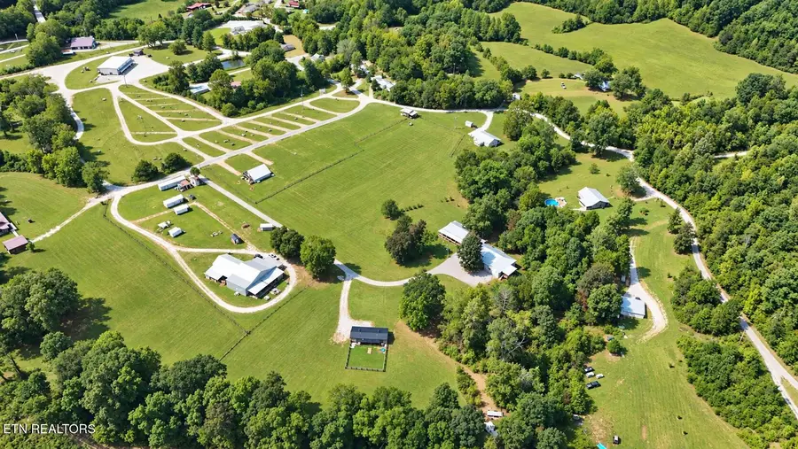 2225 Winona Rd, Huntsville, TN 37756 - #3
