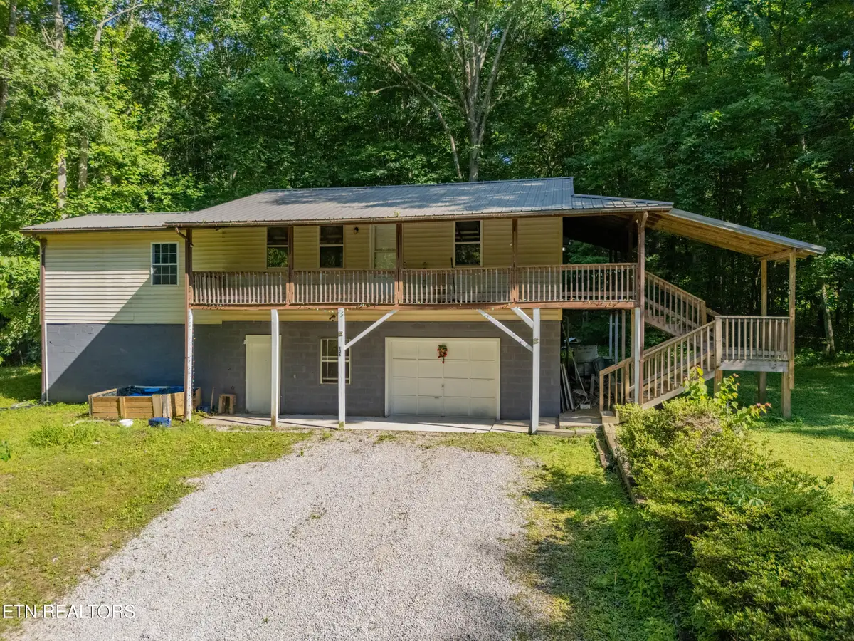 106 Guy Hamby Rd, Lancing, TN 37770 - #1