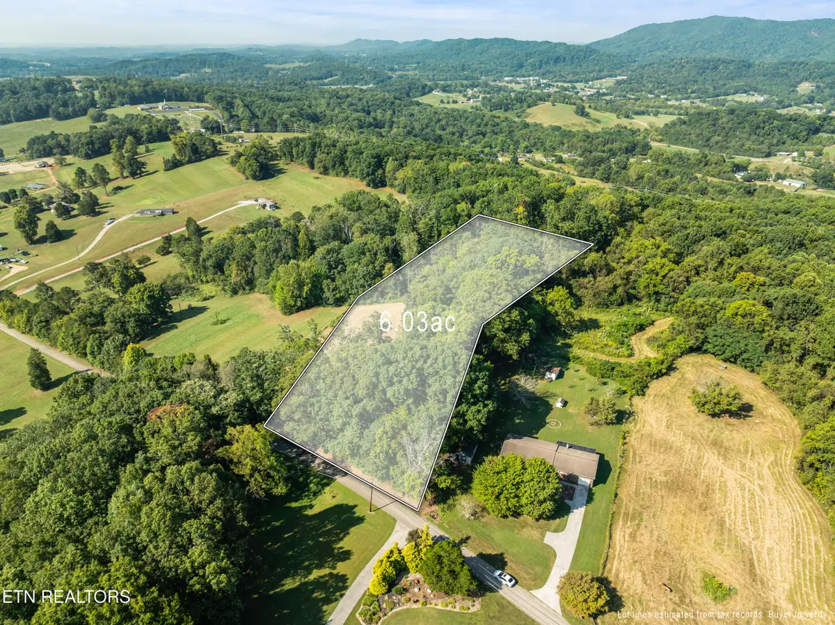 3951 Strong Rd, Mascot, TN 37806 - #1