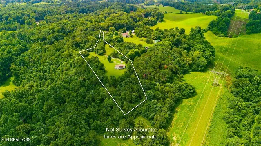 1524 Long Rd, Lenoir City, TN 37772 - #2