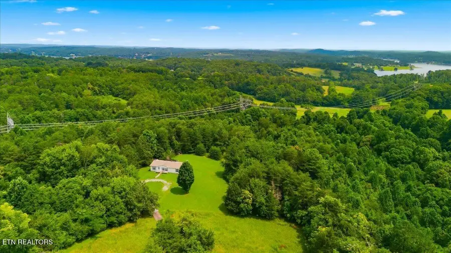 1524 Long Rd, Lenoir City, TN 37772 - #3