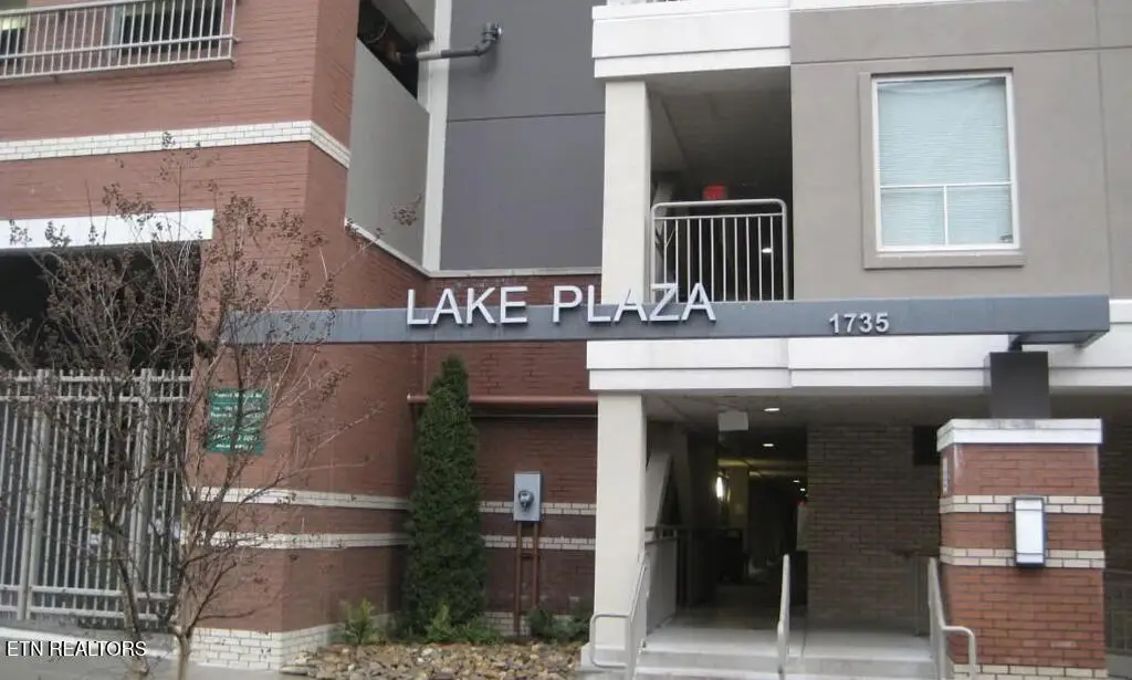 1735 Lake Ave #104, Knoxville, TN 37916 - #1