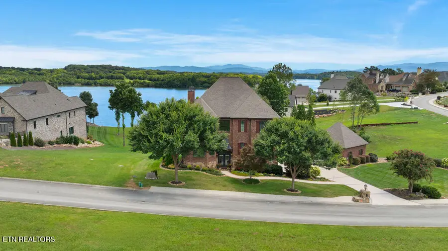 105 Breakers Drive, Vonore, TN 37885 - #3