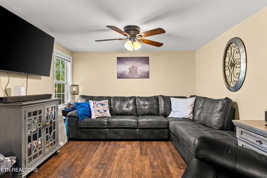 3318 Miller Rd, Powell, TN 37849 - #3