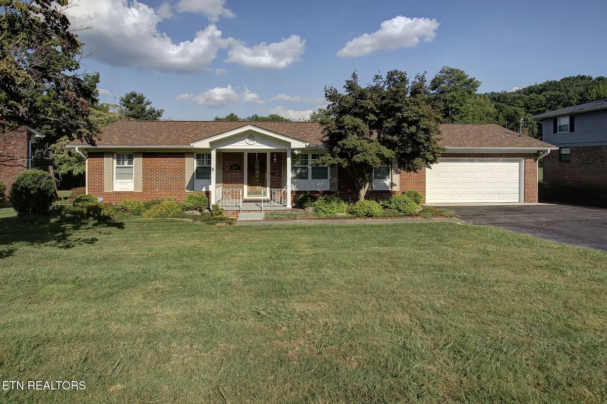 3726 Cherrylog Rd, Knoxville, TN 37921 - #1