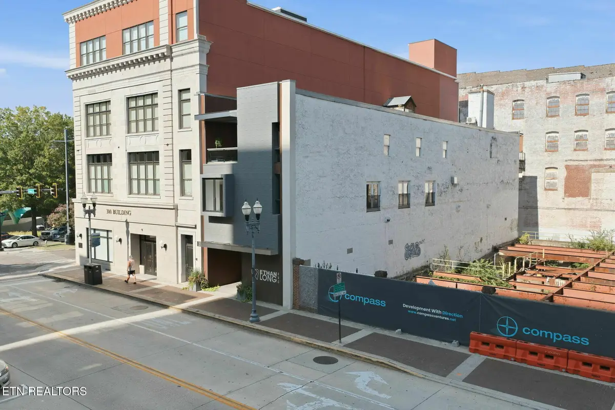 304 S Gay St, Knoxville, TN 37902 - #1
