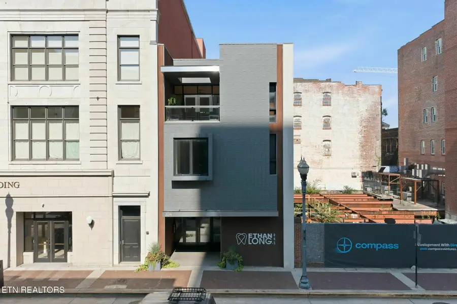 304 S Gay St, Knoxville, TN 37902 - #2