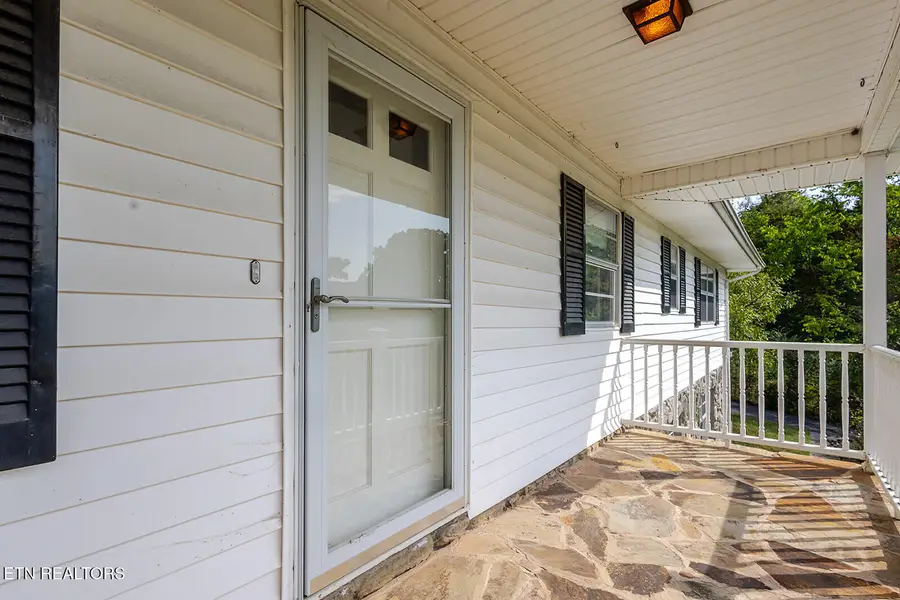 7411 Munsey Rd, Corryton, TN 37721 - #2