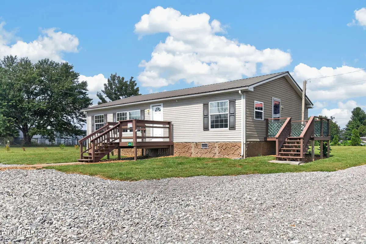 6998 Plateau Rd, Crossville, TN 38571 - #1