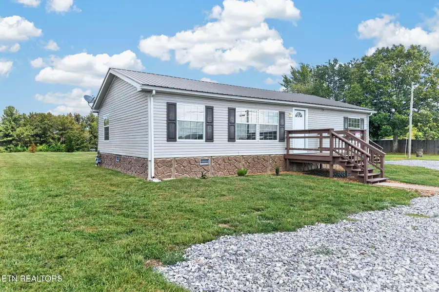 6998 Plateau Rd, Crossville, TN 38571 - #3