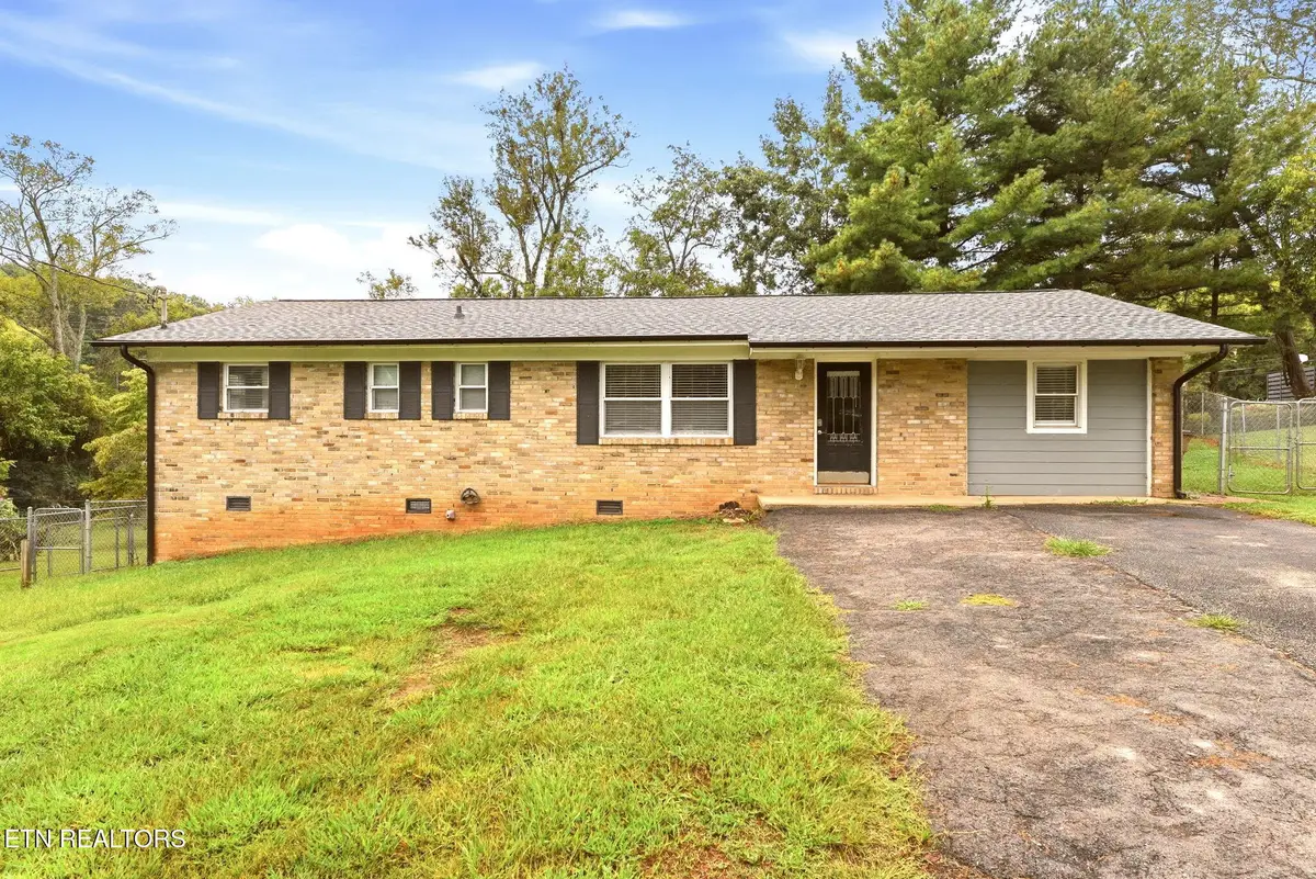 1313 Burton Rd, Knoxville, TN 37919 - #1