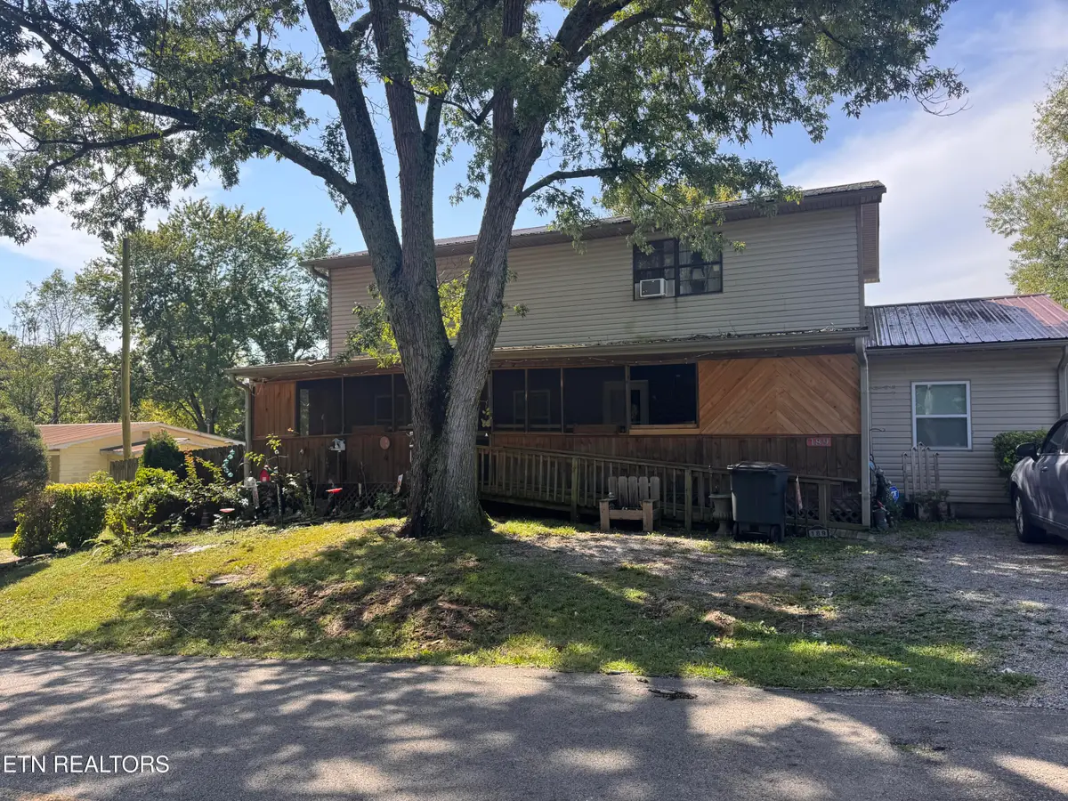 189 Oakland Ave, Lenoir City, TN 37771 - #1
