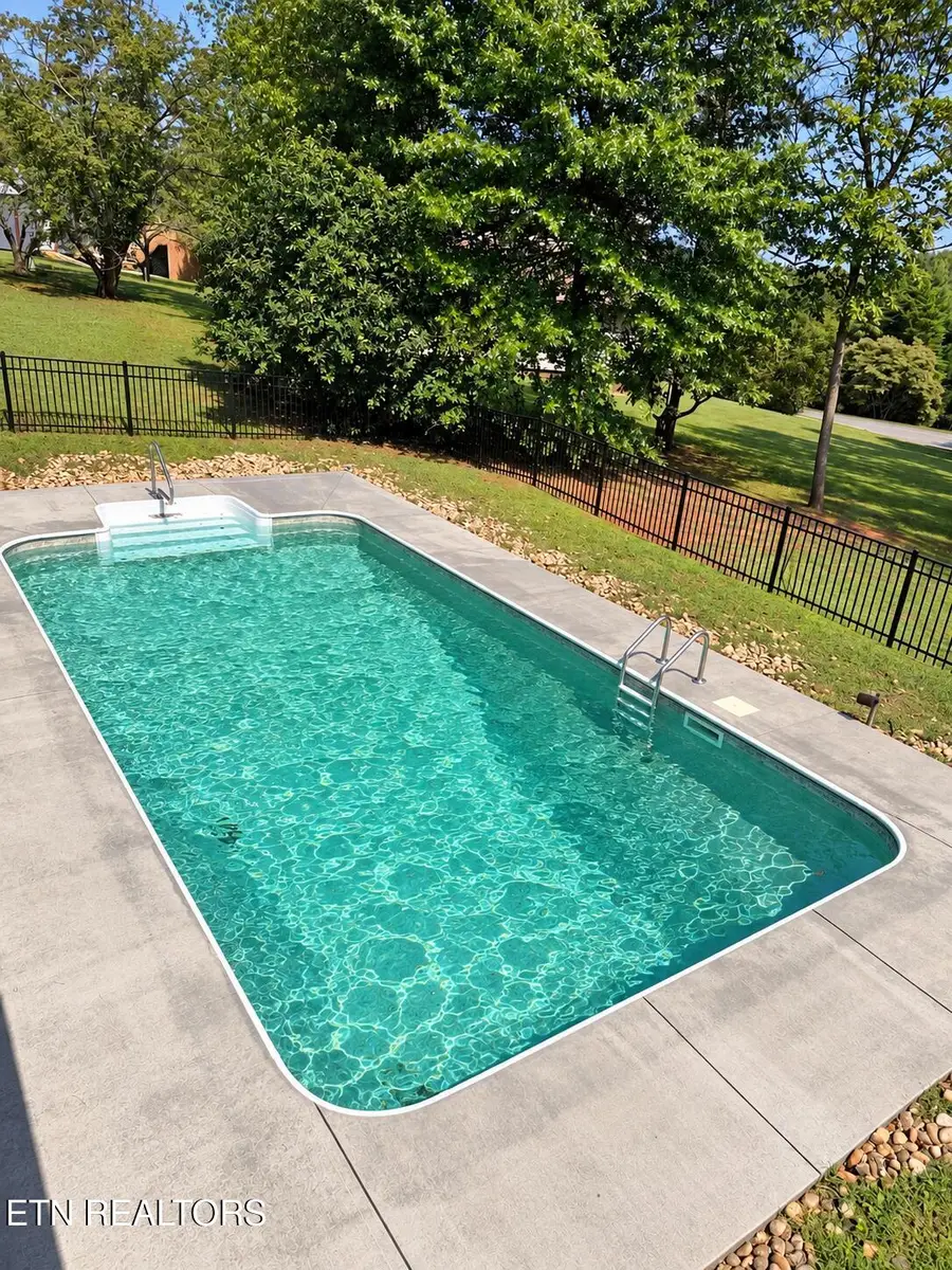 125 Orchard Crest Circle, Clinton, TN 37716 - #3