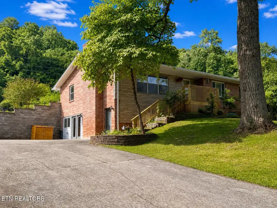 4220 Spar Drive, Knoxville, TN 37918 - #2