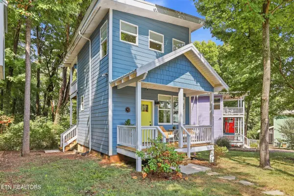2527 Orchard House Way, Knoxville, TN 37921