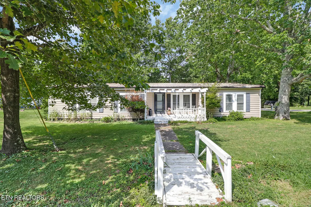 313 Rugby Rd, Crossville, TN 38558 - #1