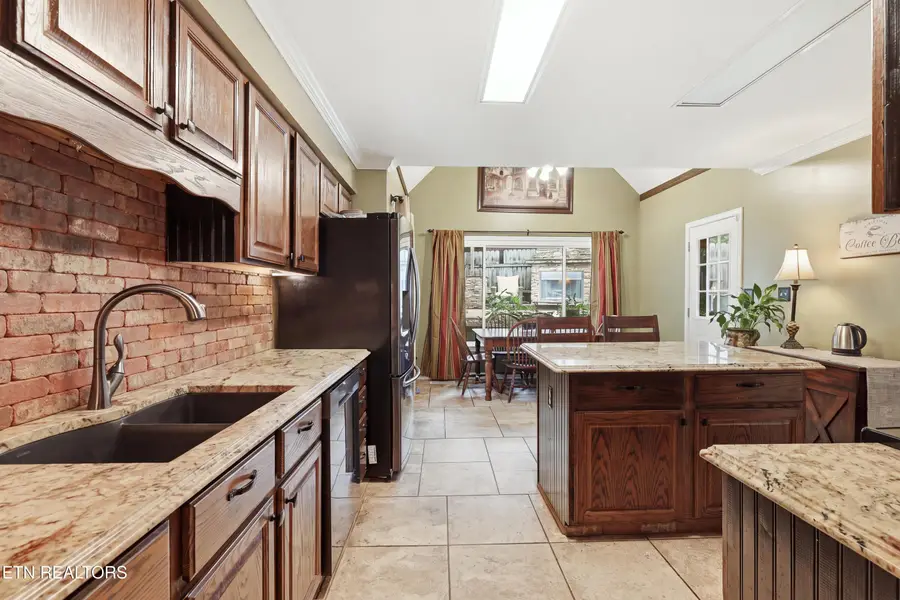 1305 Mark Joseph Lane, Knoxville, TN 37931 - #2