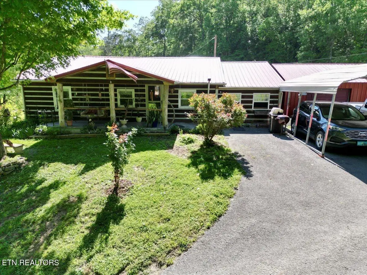 180 Stevenson Branch Rd, Middlesboro, KY 40965 - #1