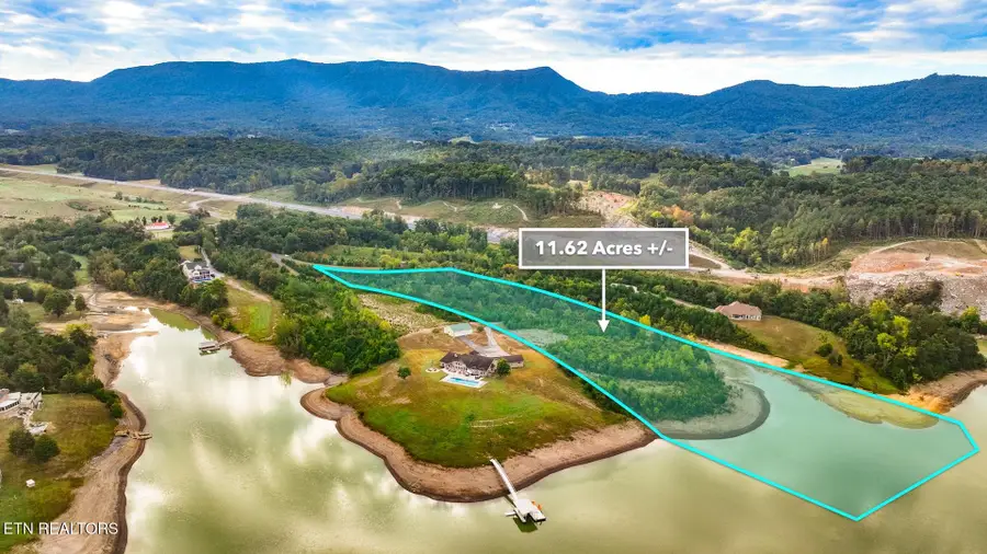 2043 Dickey School Rd, Dandridge, TN 37725 - #2