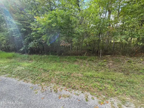 4027 Desoto Drive, Crossville, TN 38572