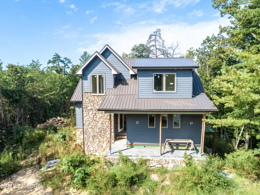 450 Hawken Drive, Walland, TN 37886 - #3