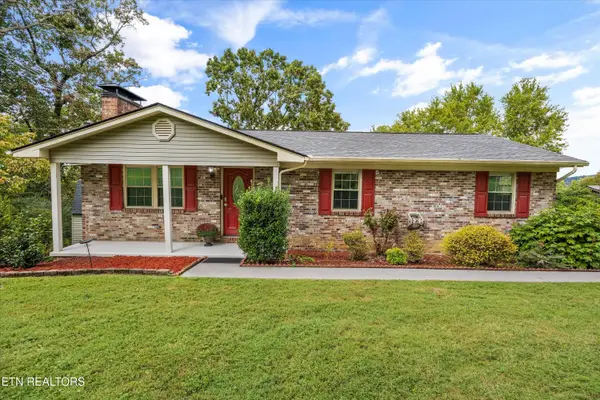 2651 Karenwood Drive, Maryville, TN 37804