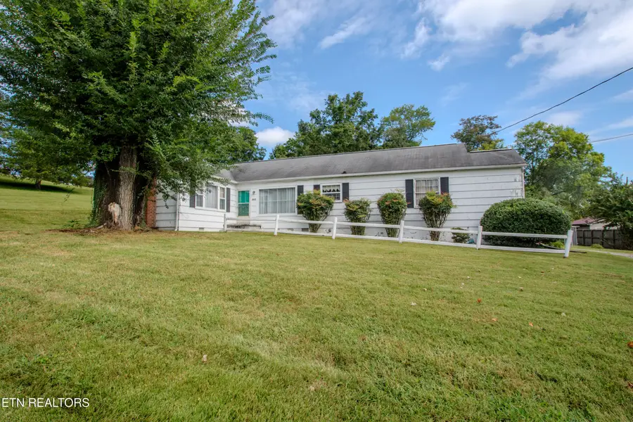 2504 Pleasant View Rd, Knoxville, TN 37914 - #2