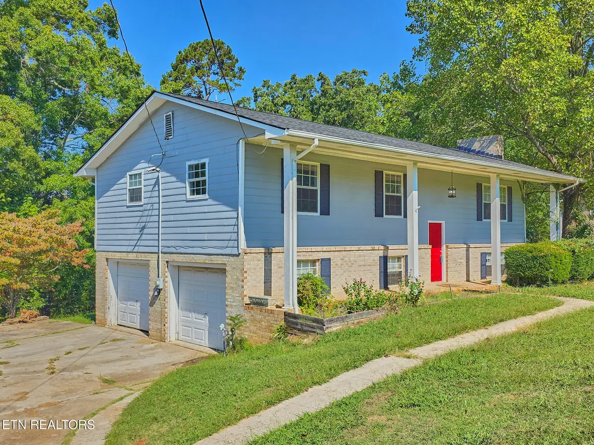2955 West Hills Drive, Maryville, TN 37803 - #1
