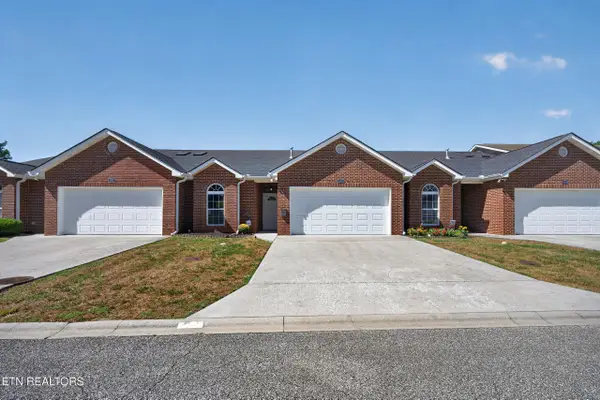 1109 Webster Groves Lane, Knoxville, TN 37909