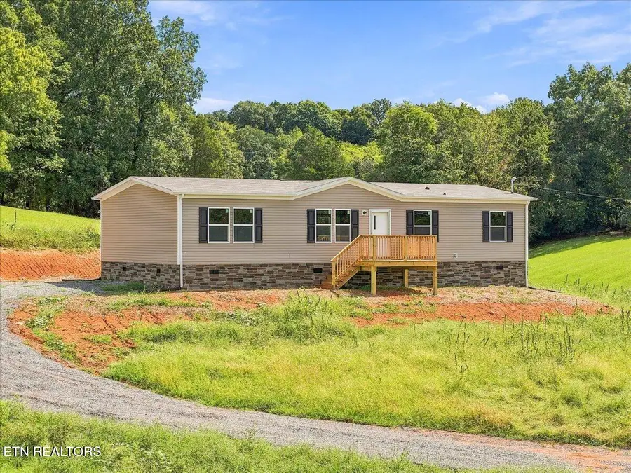 840 Shackleford Rd, Mosheim, TN 37818 - #2