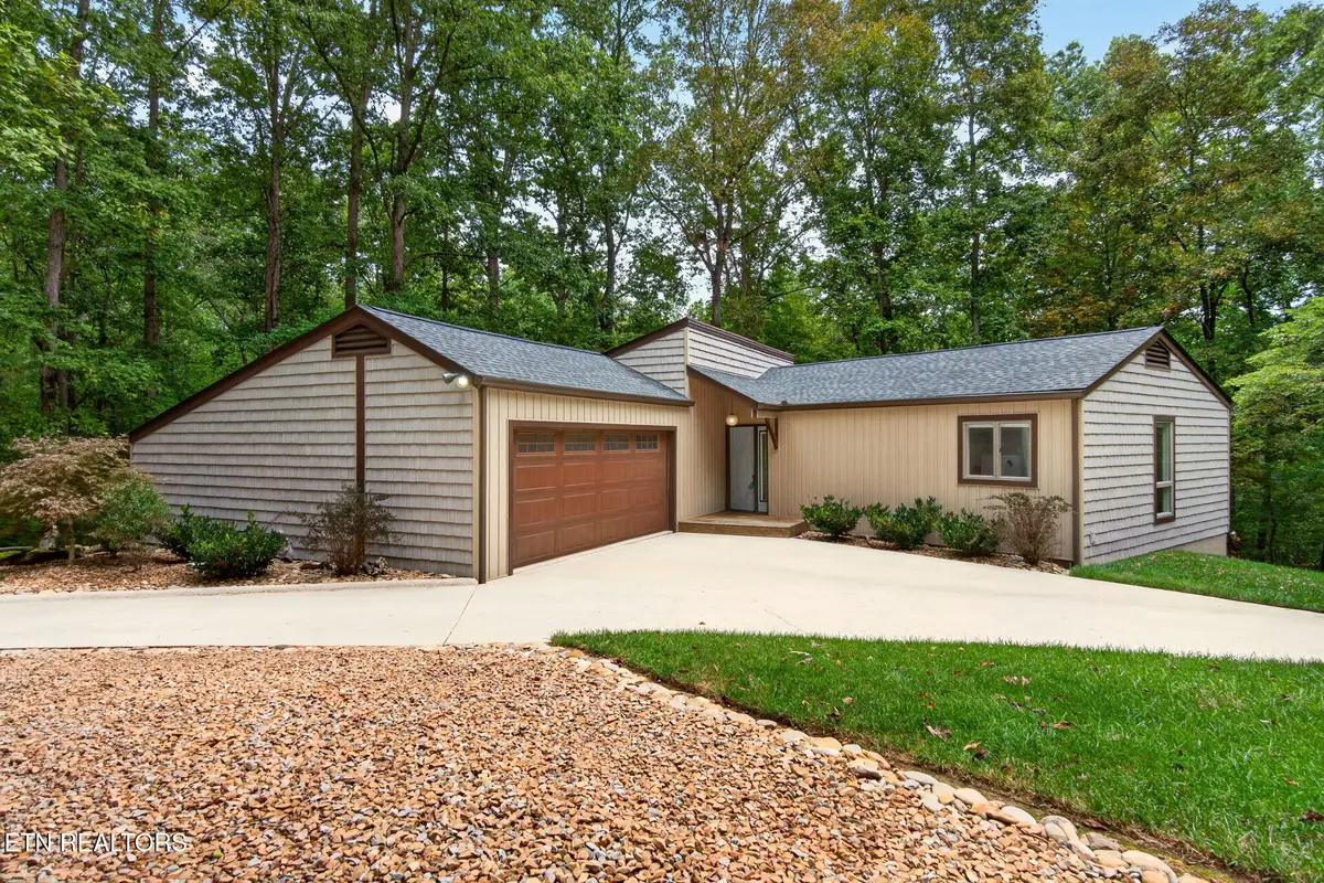 179 Devon Rd, Crossville, TN 38558 - #1