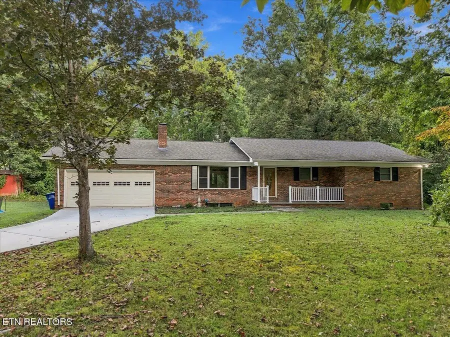 144 W Highway 25-70 Hwy, Dandridge, TN 37725 - #2