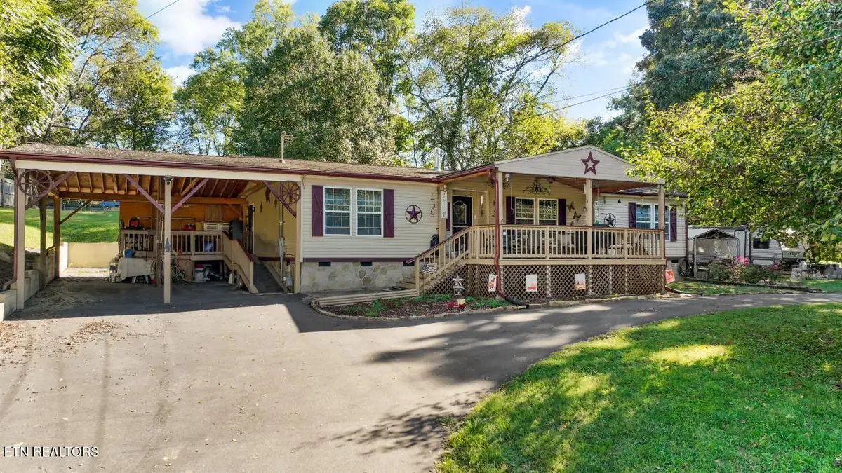 665 Sanford St, Newport, TN 37821 - #1