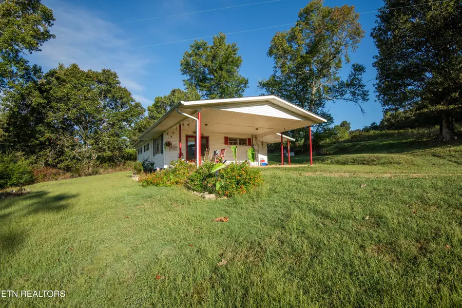 2150 Oakland Rd, Sweetwater, TN 37874 - #2