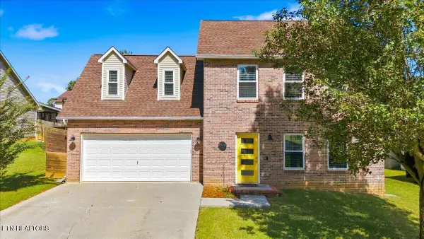 7321 Carowinds Lane, Knoxville, TN 37924