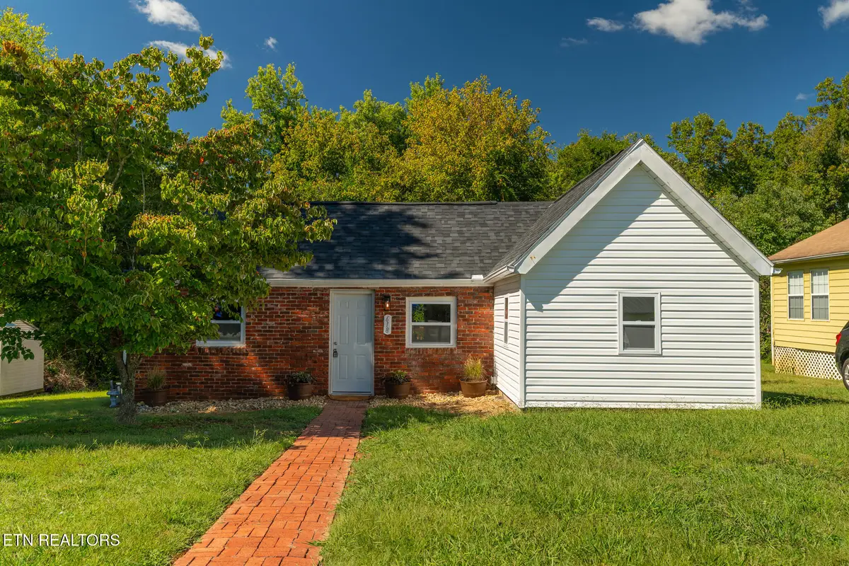 618 Glendale Ave, Clinton, TN 37716 - #1