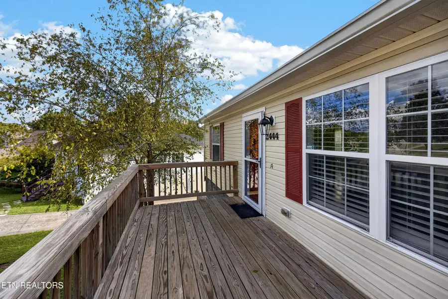 2444 Honey Grove Lane, Knoxville, TN 37923 - #2