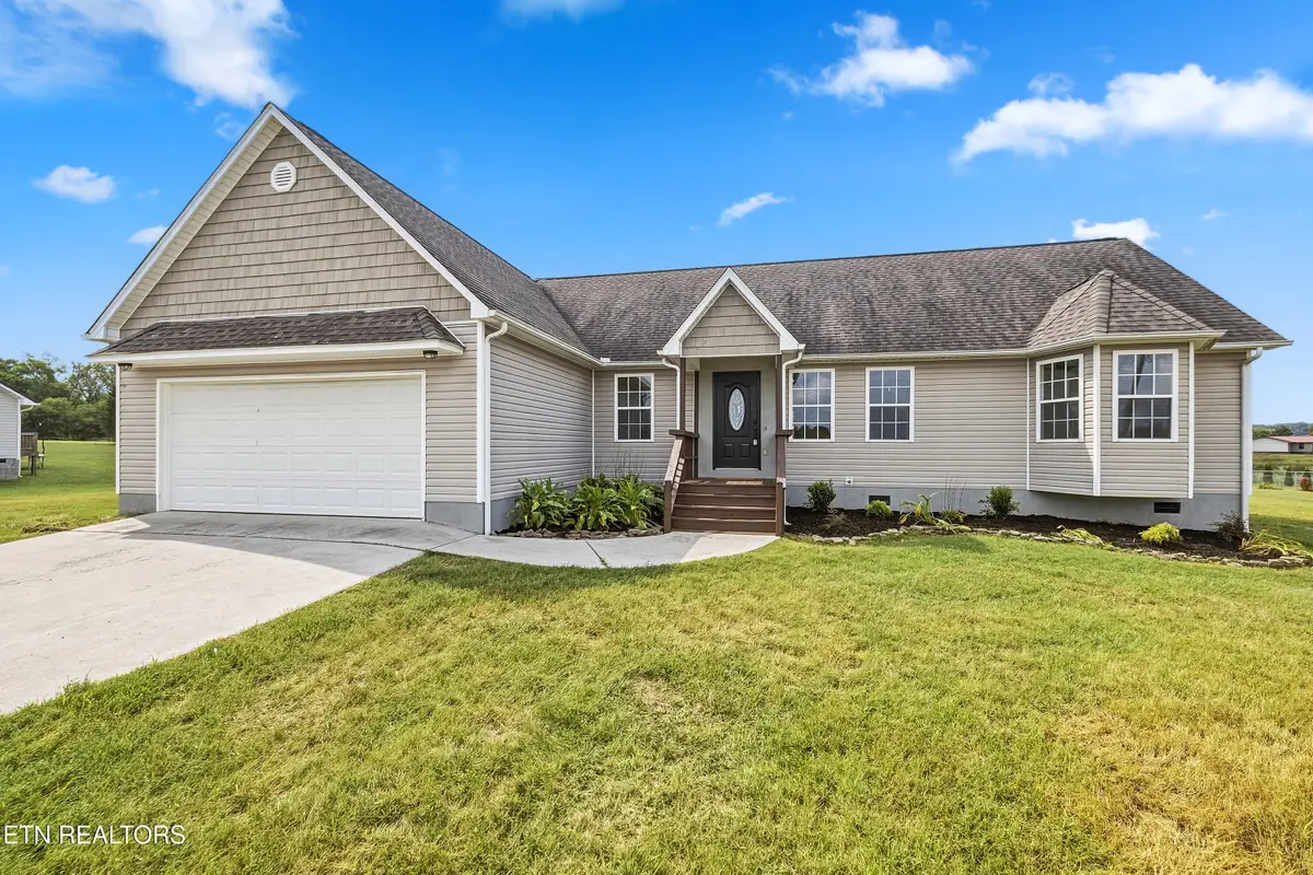 941 Oakland Rd, Sweetwater, TN 37874 - #1