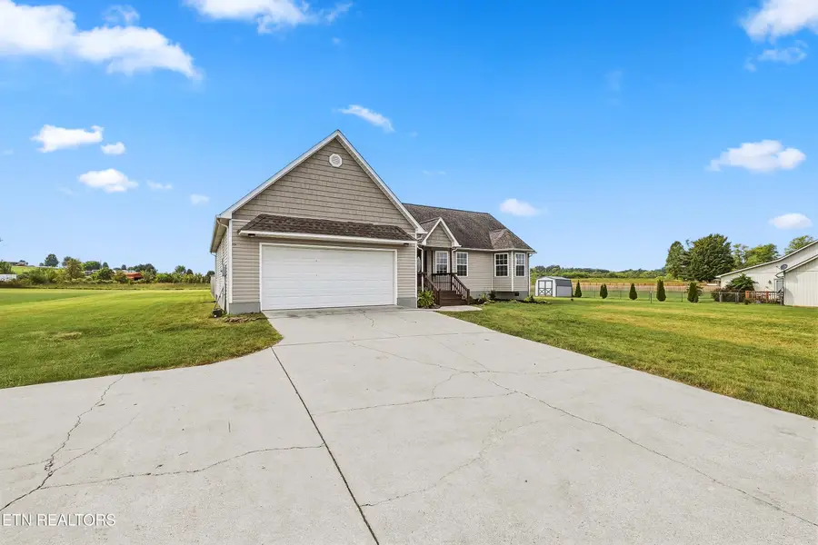 941 Oakland Rd, Sweetwater, TN 37874 - #3