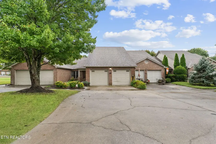 630 Sunrise Circle, Sevierville, TN 37862 - #2