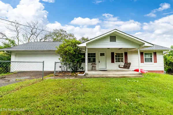3056 Birds Creek Rd, Sevierville, TN 37876