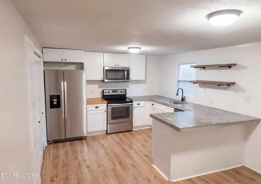 2111 Bernhurst Drive, Knoxville, TN 37918 - #2