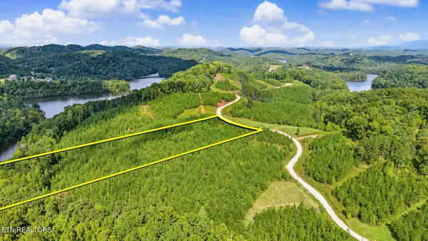 2067 Winding Trail, Vonore, TN 37885
