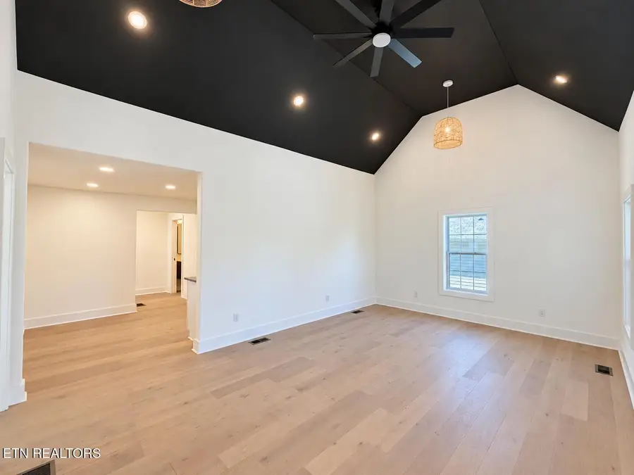 2127 Sevier Ave, Knoxville, TN 37920 - #3