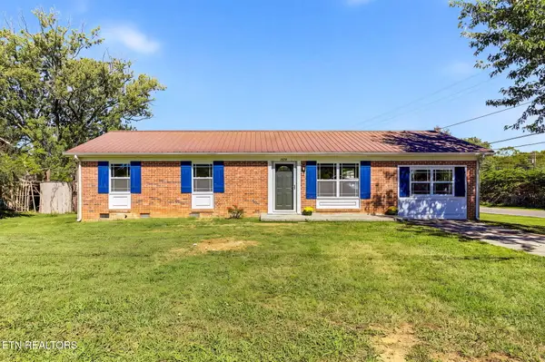 2874 Boatmans Mountain Rd, Morristown, TN 37814