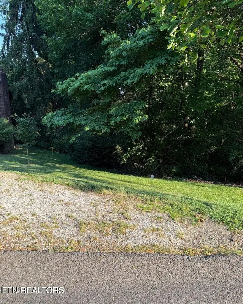 5016 Ridgemont Drive, Knoxville, TN 37918 - #2