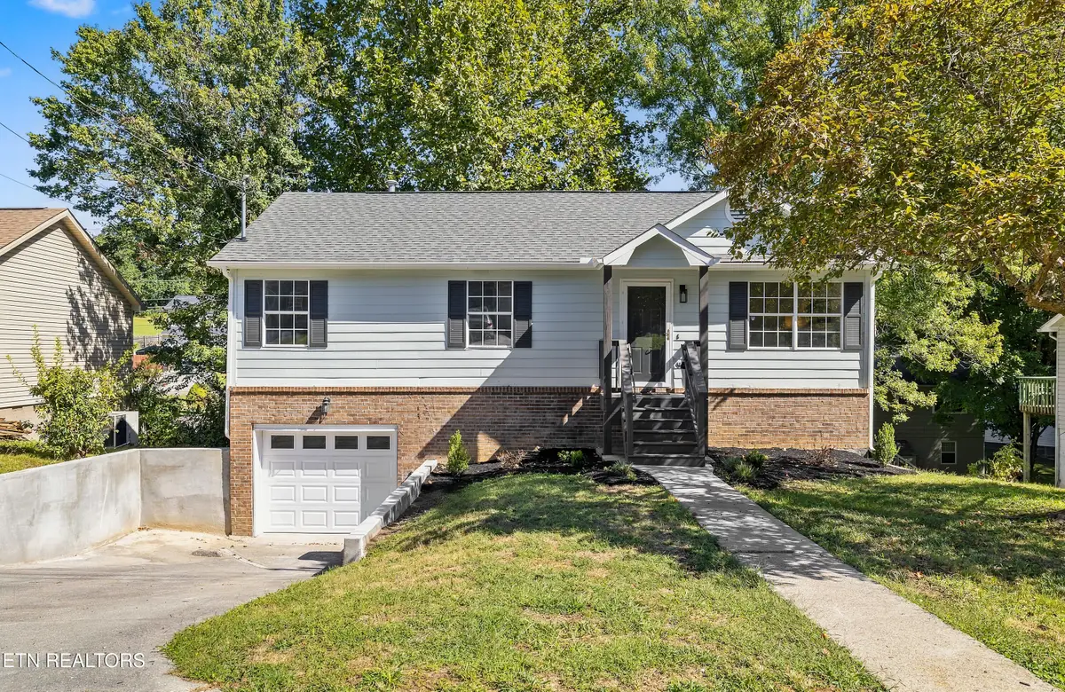 4632 Woodbridge Lane, Knoxville, TN 37921 - #1