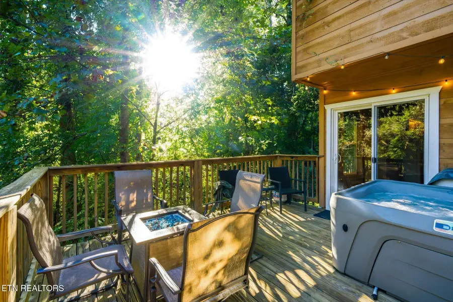 661 Morning Mist Way, Gatlinburg, TN 37738 - #2