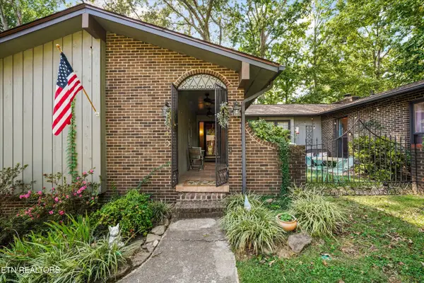 7921 Whitcomb Rd, Powell, TN 37849