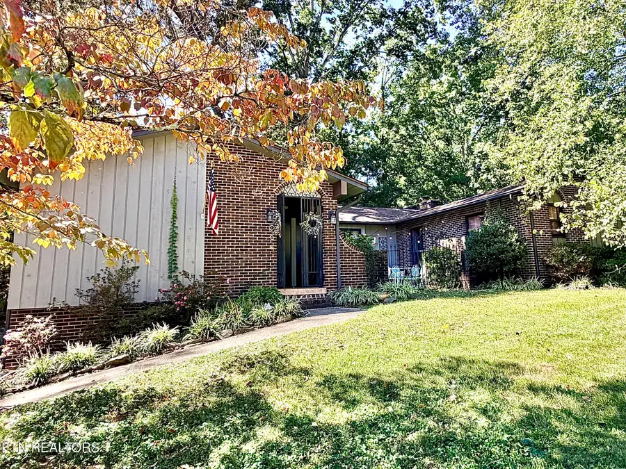 7921 Whitcomb Rd, Powell, TN 37849 - #2